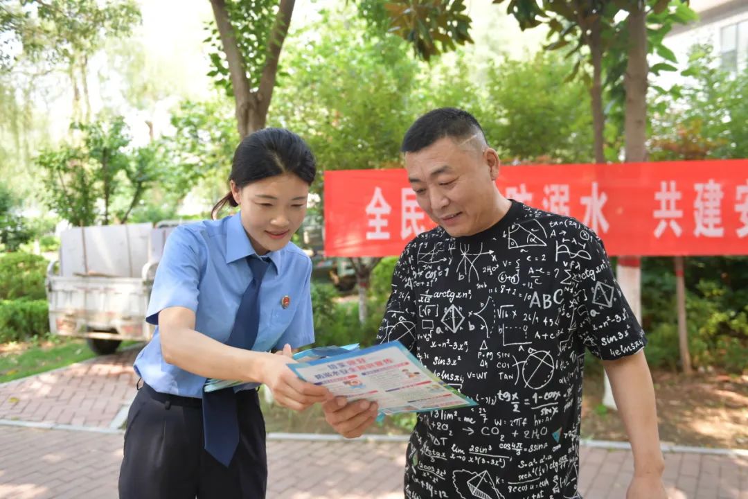 郏县人民检察院开展防溺水安全宣传活动